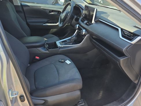 Used 2023 Toyota RAV4 XLE FWD image 10