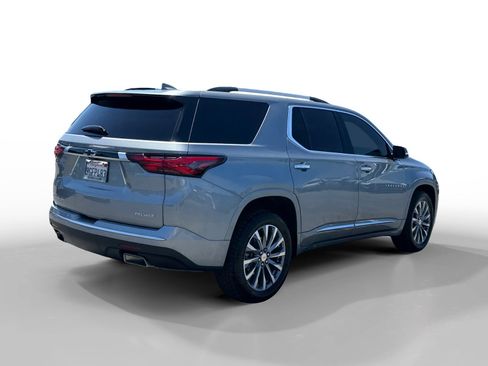 Used 2023 Chevrolet Traverse Premier AWD/4WD image 5