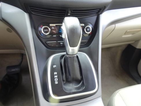 Used 2013 Ford Escape SE image 30