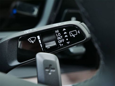 New 2026 Porsche Cayenne S image 23