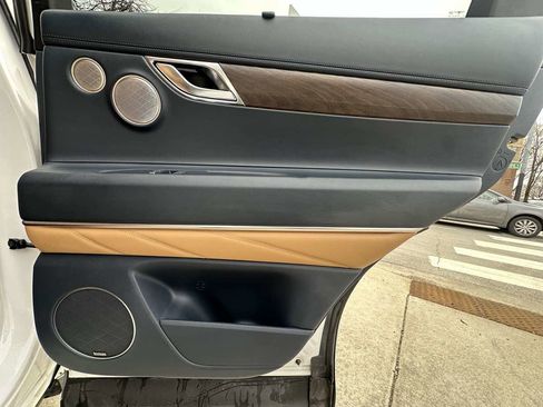 Used 2023 Genesis GV80 2.5T w/ Prestige Package image 38