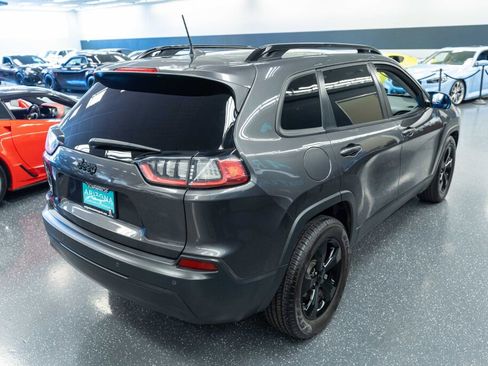 Used 2020 Jeep Cherokee Latitude Plus image 6