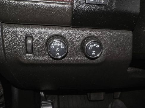 Certified 2018 GMC Canyon All Terrain w/ Trailering Package AWD/4WD image 10