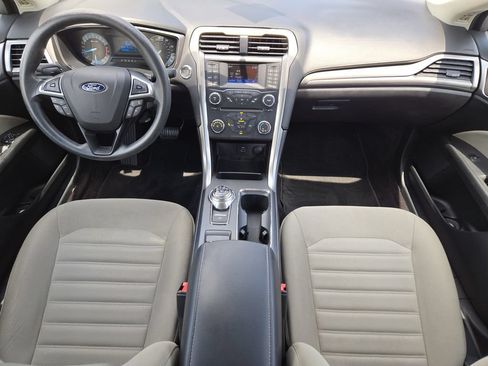 Used 2017 Ford Fusion S FWD image 25
