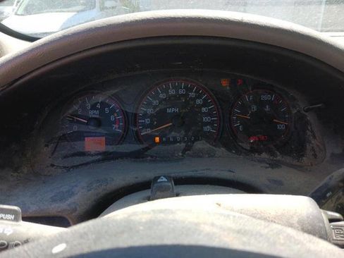 Used 2004 Pontiac Montana Extended w/ Climate Package FWD image 37