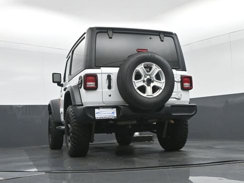 Used 2020 Jeep Wrangler Sport image 47