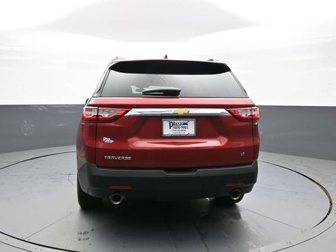 Used 2021 Chevrolet Traverse LT image 7
