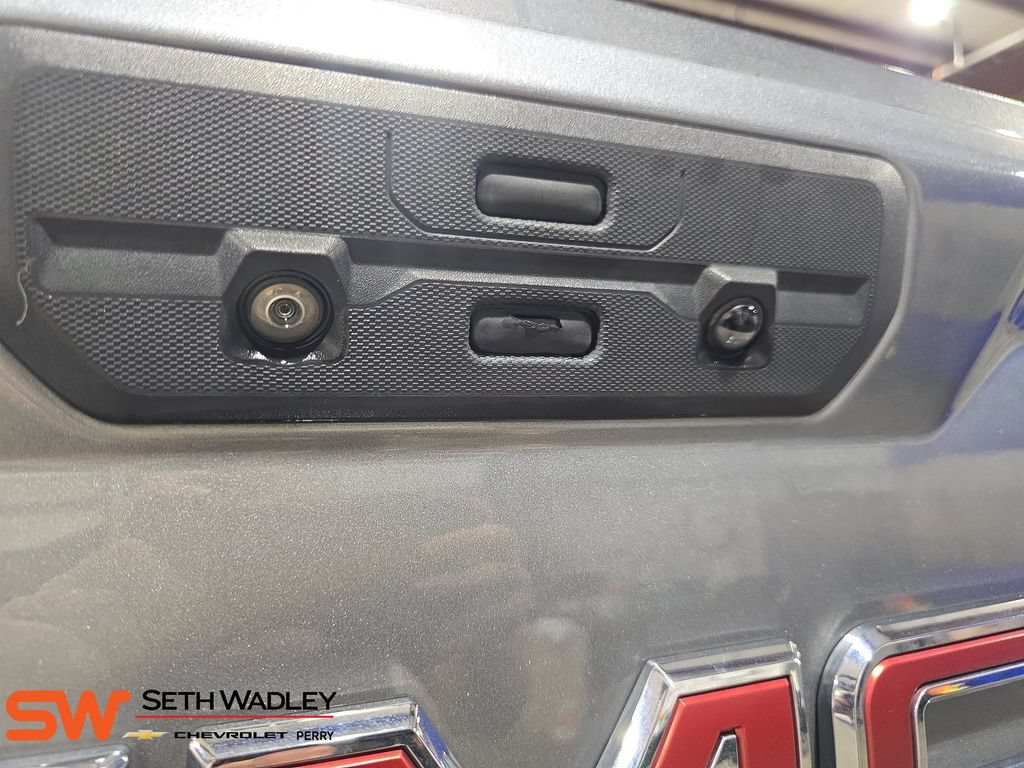 Used 2021 GMC Sierra 1500 AT4 AWD/4WD image 13