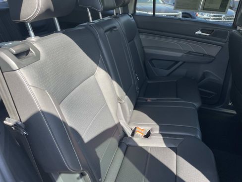 Certified 2023 Volkswagen Atlas SE w/ Panoramic Sunroof Package FWD image 27