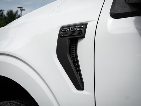 Used 2023 Ford F150 XL w/ XL Chrome Appearance Package AWD/4WD image 8