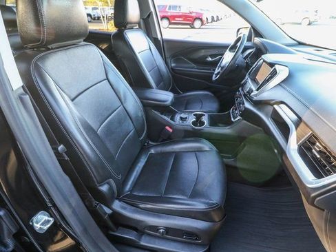 Certified 2022 GMC Terrain SLT w/ Infotainment Package II image 23