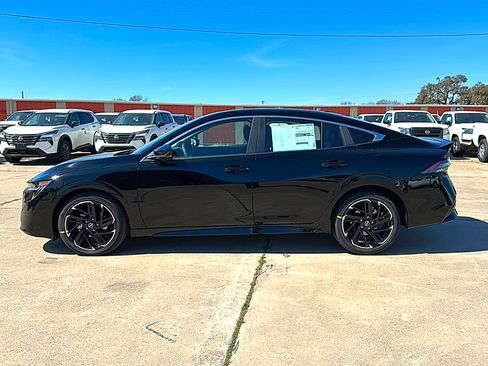 New 2026 Nissan Sentra SR w/ SR Premium Package image 5