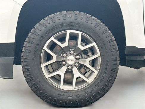 Used 2022 GMC Canyon AT4 w/ Trailering Package image 28