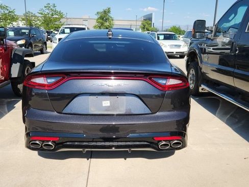 Used 2019 Kia Stinger GT2 AWD/4WD image 2