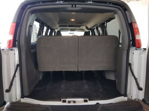 Used 2023 Chevrolet Express 3500 LS RWD image 19