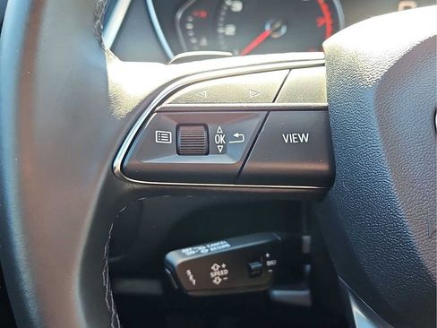 Used 2023 Audi Q5 2.0T Premium w/ Convenience Package AWD/4WD image 18