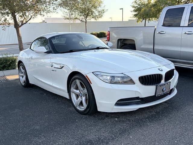 Used 2014 BMW Z4 sDrive28i RWD image 3