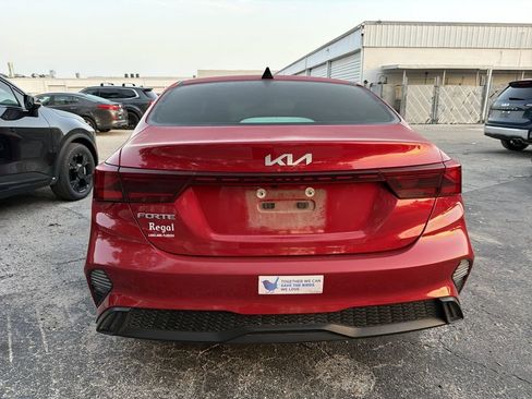 Used 2024 Kia Forte LXS FWD image 8