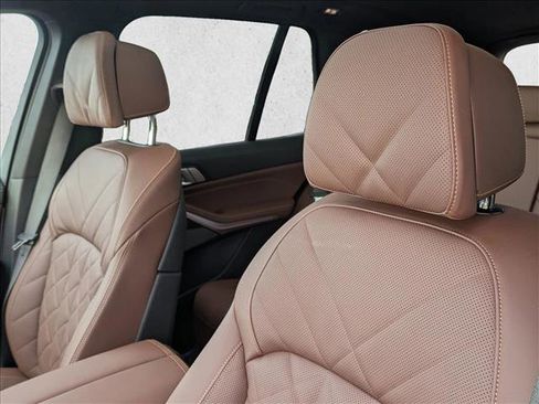 Used 2026 BMW X5 xDrive40i image 14