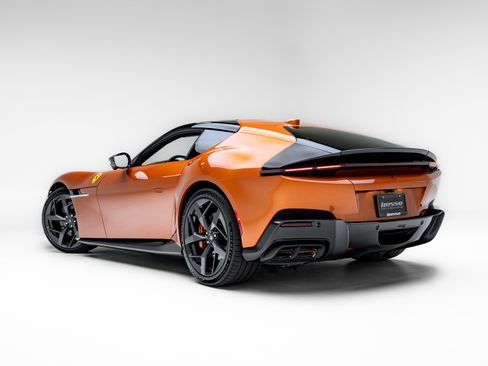 Used 2025 Ferrari 12Cilindri RWD image 53