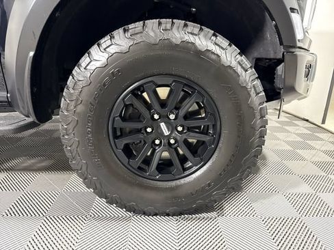 Used 2025 Ford F150 Raptor AWD/4WD image 11