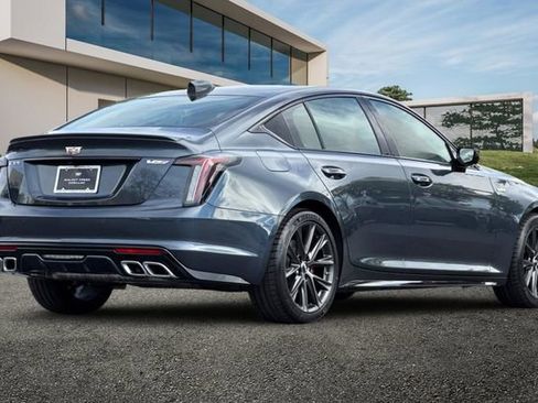 New 2026 Cadillac CT5 V RWD image 4