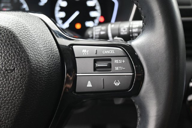 Used 2023 Honda Pilot EX-L image 7