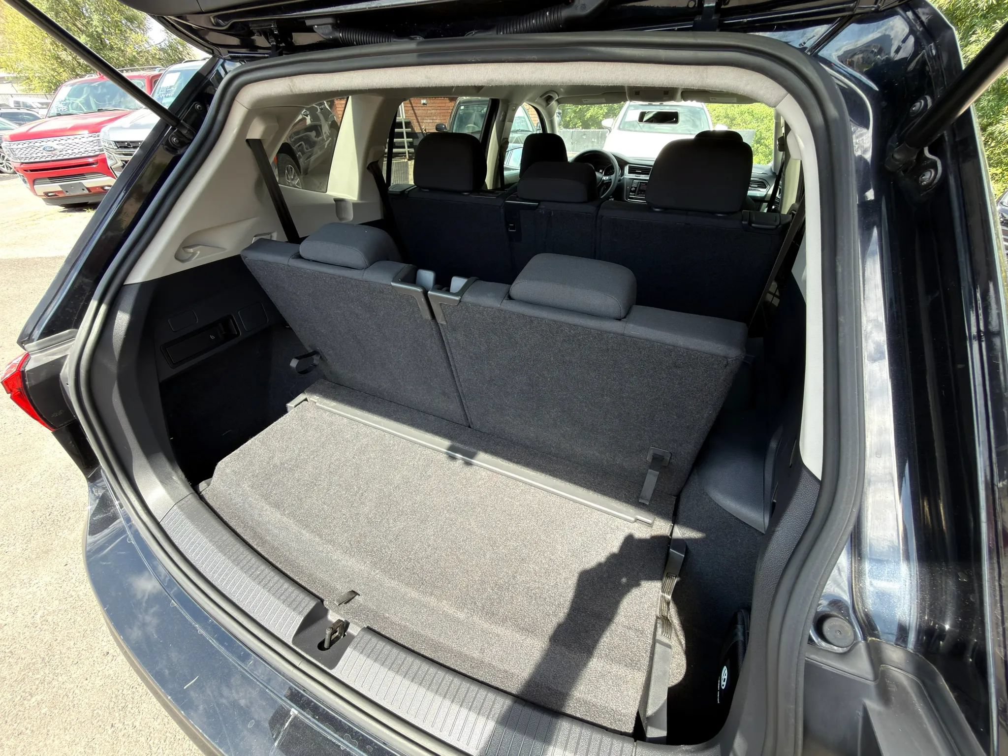 Used 2019 Volkswagen Tiguan S w/ Driver Assistance Package FWD image 16