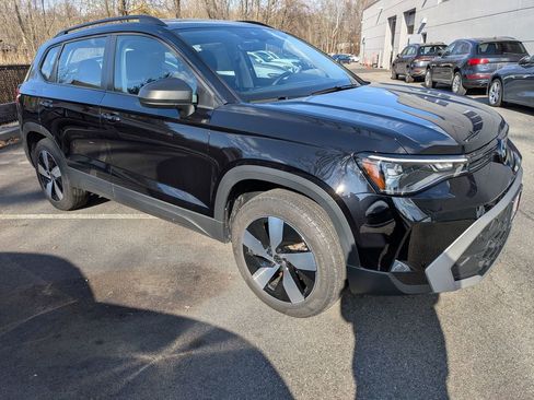 Used 2025 Volkswagen Taos S AWD/4WD image 7