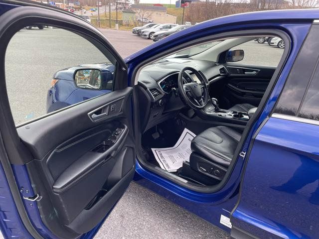Used 2015 Ford Edge Titanium w/ Equipment Group 302A AWD/4WD image 13