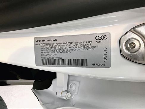 Used 2025 Audi S e-tron GT Prestige w/ Prestige Package image 32