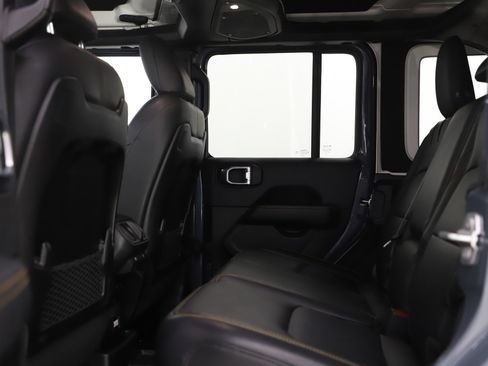 Used 2024 Jeep Wrangler Unlimited Sahara w/ Safety Group image 18