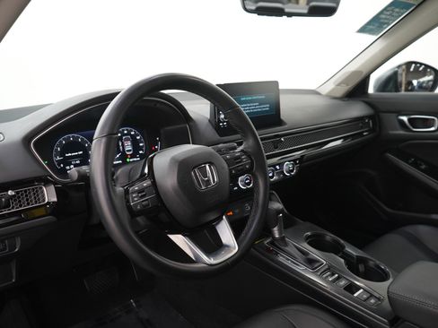 Used 2024 Honda Civic Touring image 24