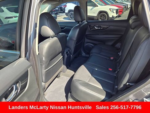 Used 2019 Nissan Rogue SL w/ Premium Package FWD image 14