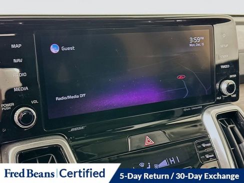 Used 2022 Kia Sorento SX Prestige image 17