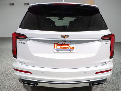 Used 2023 Cadillac XT6 Premium Luxury AWD/4WD image 8