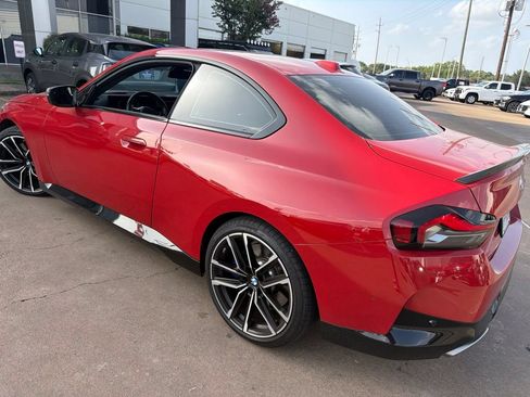Used 2024 BMW M240i Coupe RWD image 3