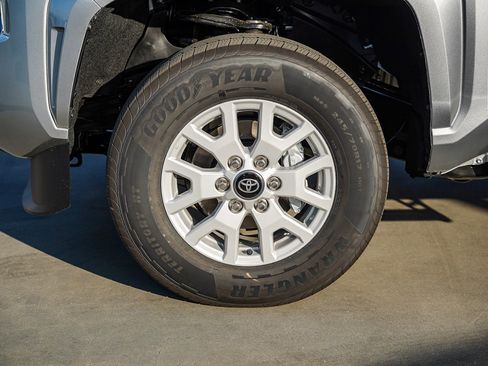 New 2026 Toyota Tacoma SR5 image 7