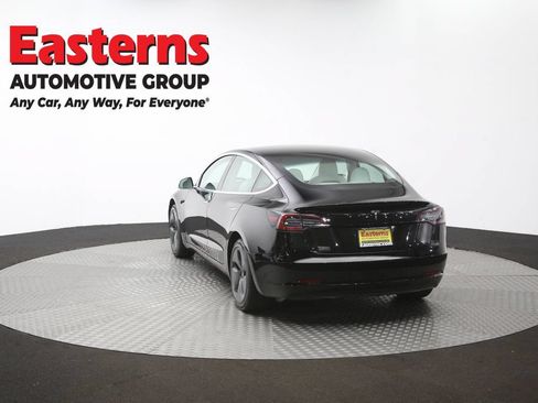 Used 2020 Tesla Model 3 Standard Range RWD image 60