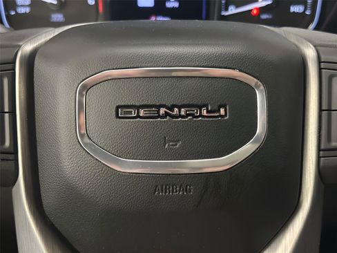 Used 2021 GMC Sierra 1500 Denali w/ Denali Ultimate Package image 15