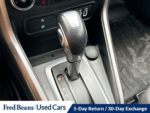 Used 2019 Ford EcoSport SE w/ SE Convenience Package image 19