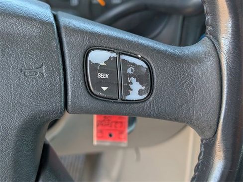 Used 2006 GMC Yukon SLT w/ SLT Preferred Equipment Group image 21