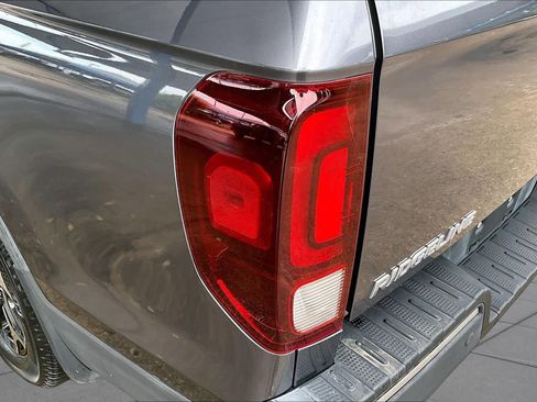 Certified 2020 Honda Ridgeline RTL-E image 29