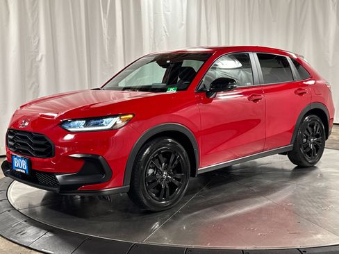 Certified 2026 Honda HR-V Sport image 1