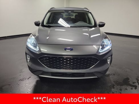 Used 2022 Ford Escape Titanium FWD image 3