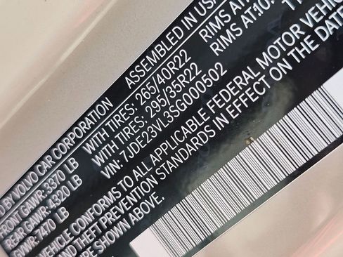 Used 2025 Volvo EX90 Ultra AWD/4WD image 19