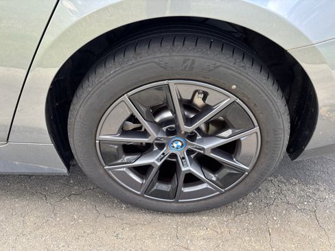 Used 2023 BMW i4 eDrive35 w/ Premium Package RWD image 13
