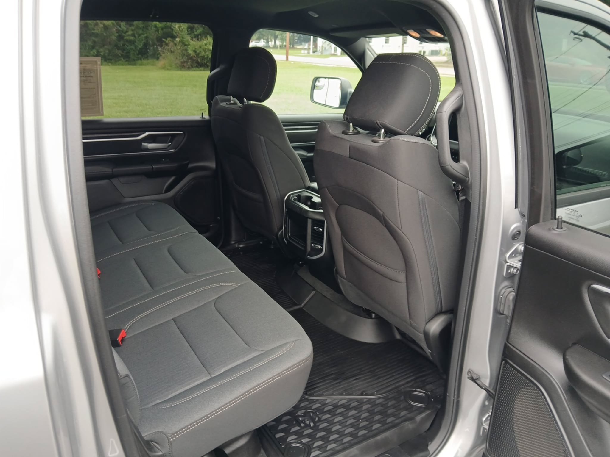 Used 2023 RAM 1500 Big Horn RWD image 30