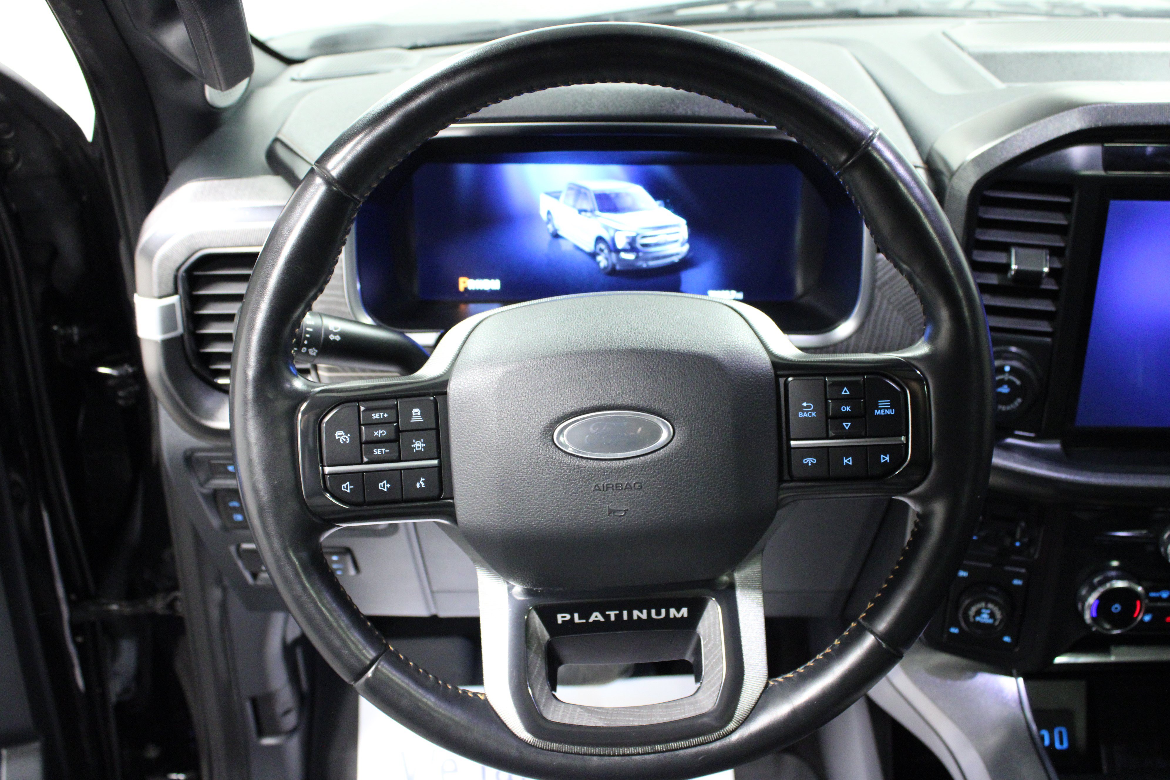 Used 2022 Ford F150 Platinum w/ Equipment Group 701A High AWD/4WD image 17