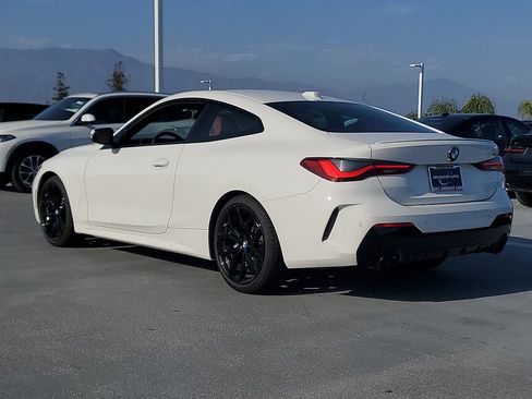 New 2026 BMW 430i Coupe w/ M Sport Package RWD image 2